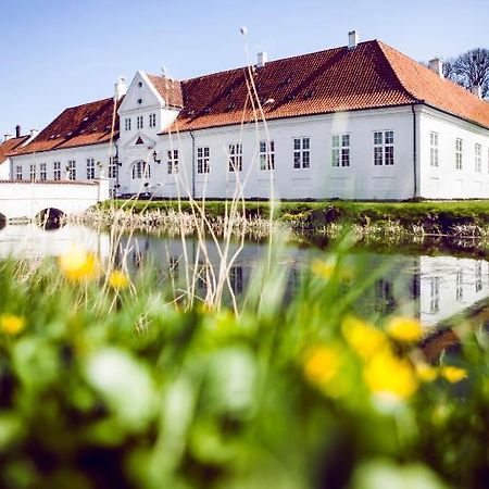 Store Restrup Manor House Exteriör bild